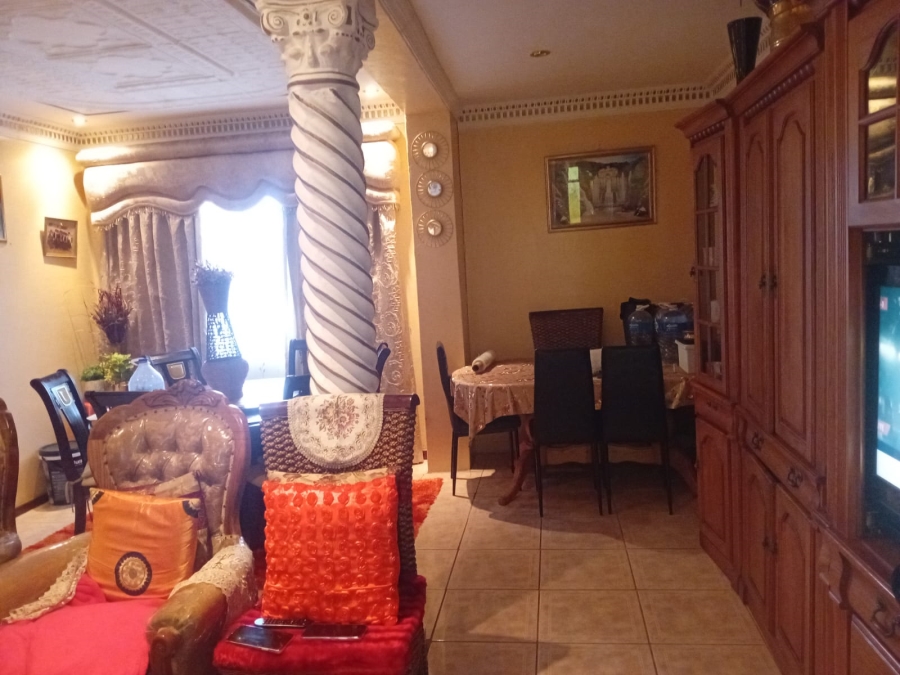 3 Bedroom Property for Sale in Kwa Nobuhle Eastern Cape